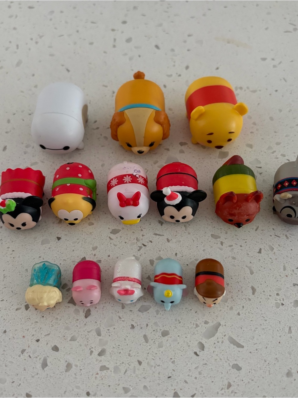 Disney Tsum Tsum Mini Figure Lot - Multicolor Cute Stackables - Picture 2 of 3